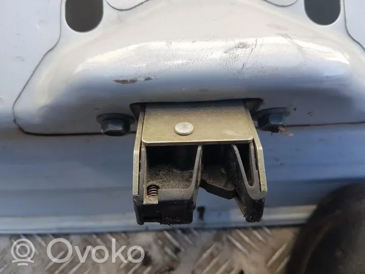 Nissan Primera Tailgate/trunk/boot lock/catch/latch 