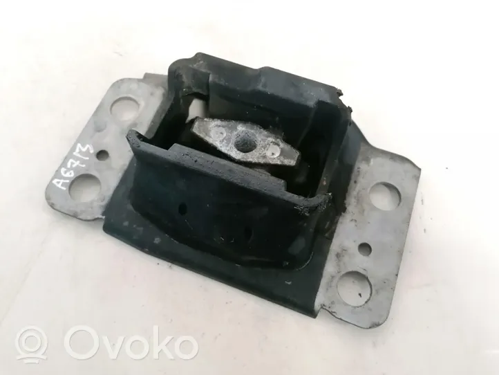 Ford Mondeo MK IV Engine mount bracket 6g917m121ac