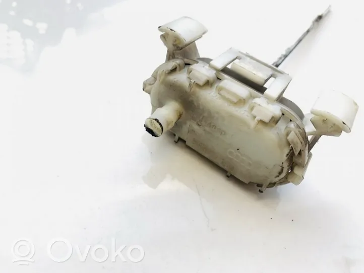 Audi A4 S4 B5 8D Motor de bloqueo de puertas 8d0862153