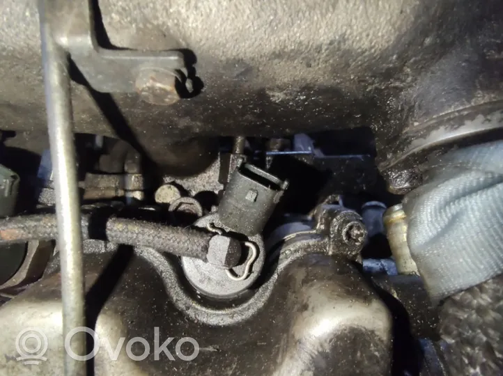 Alfa Romeo 166 Fuel injector 0445110002