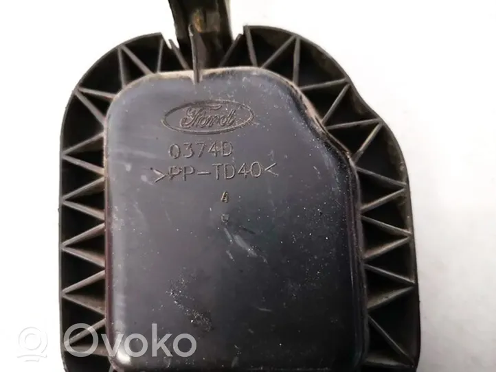 Ford Focus Osłona żarówki lampy przedniej 0374d