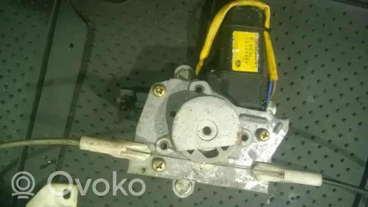 Daewoo Leganza Moteur de lève-vitre de porte arrière 96206767