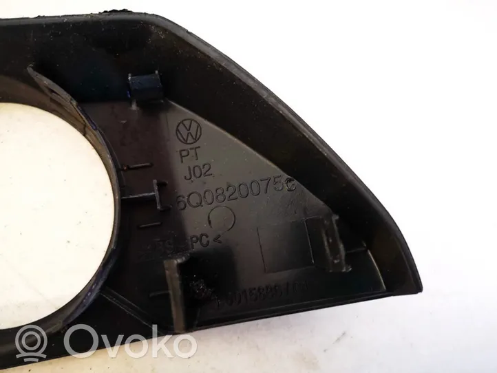 Volkswagen Polo IV 9N3 Other interior part 6q0820075