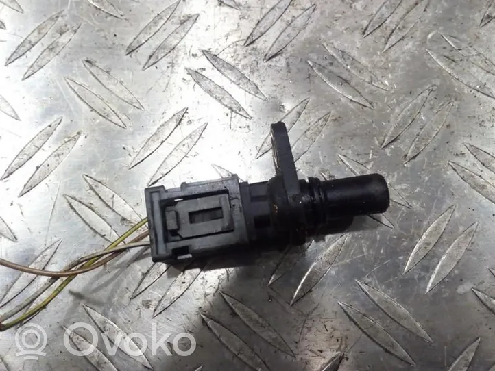 Ford Mondeo Mk III Camshaft position sensor 2s7q12k073ba