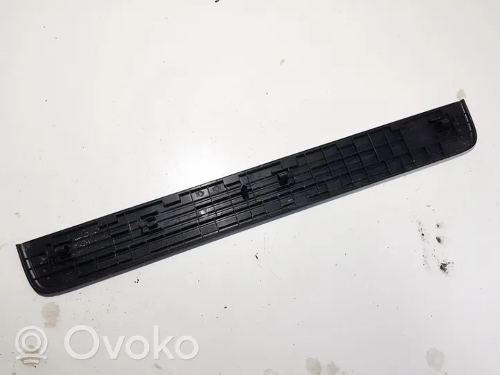 Honda Accord Etuoven kynnyksen suojalista 84202sea0030