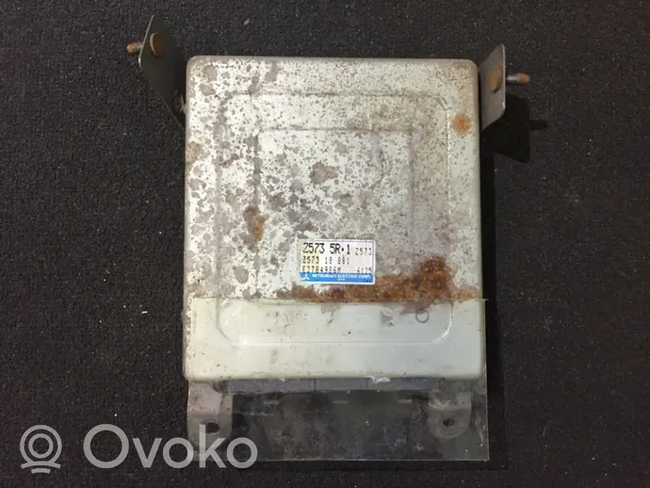 Mazda 323 F Sterownik / Moduł ECU z57318881