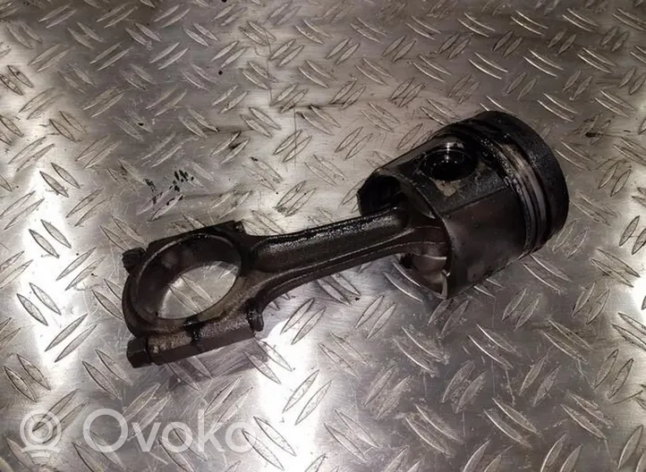 Citroen Xantia Piston avec bielle 