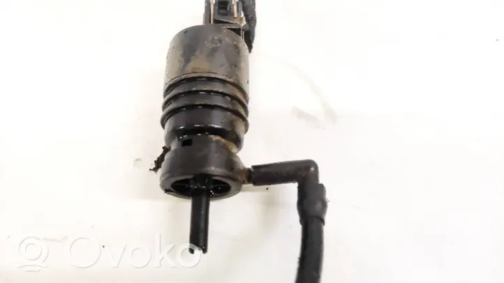 Toyota Land Cruiser (J120) Pompe de lave-glace de pare-brise 