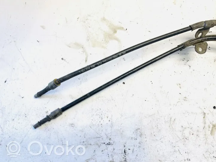 Volkswagen PASSAT B5 Handbrake/parking brake wiring cable 3b0609721l