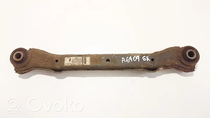 KIA Sportage Rear upper control arm/wishbone 551002s050