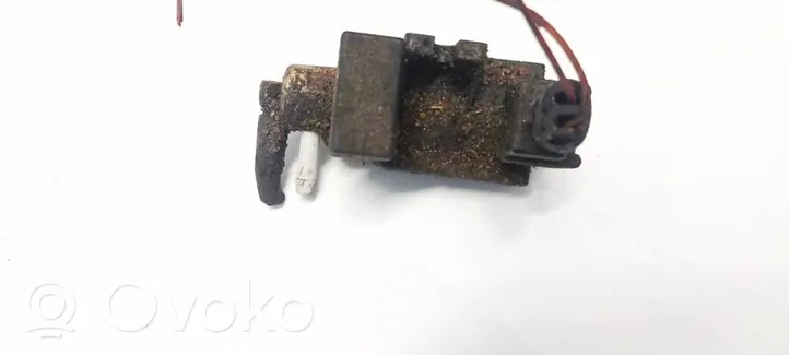 Ford Mondeo Mk III Solenoidinis vožtuvas 742190339