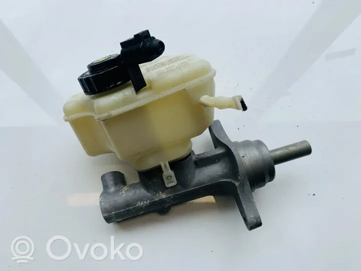 Volkswagen Jetta V Master brake cylinder 03350886351