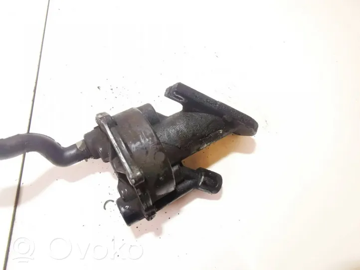 Ford Focus Vacuum pump 