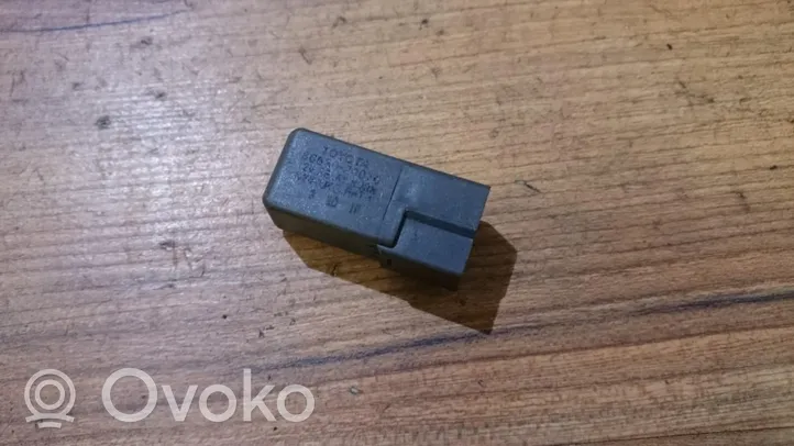 Toyota Hiace (H100) Other relay 8653020070