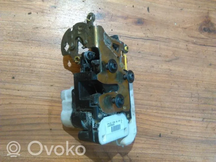 Chevrolet Trans Sport Rear door lock 16639869