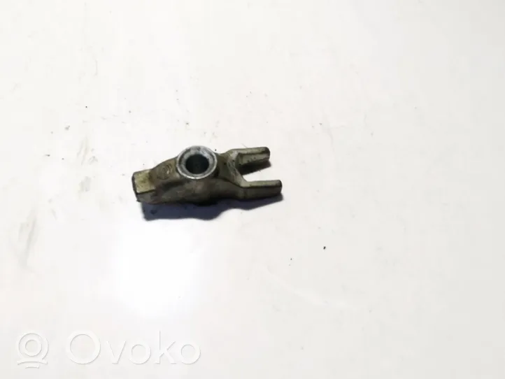 Opel Astra H Fuel Injector clamp holder 