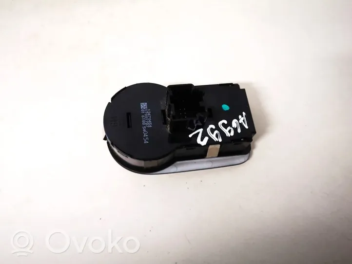 Opel Corsa E Light switch 13470454