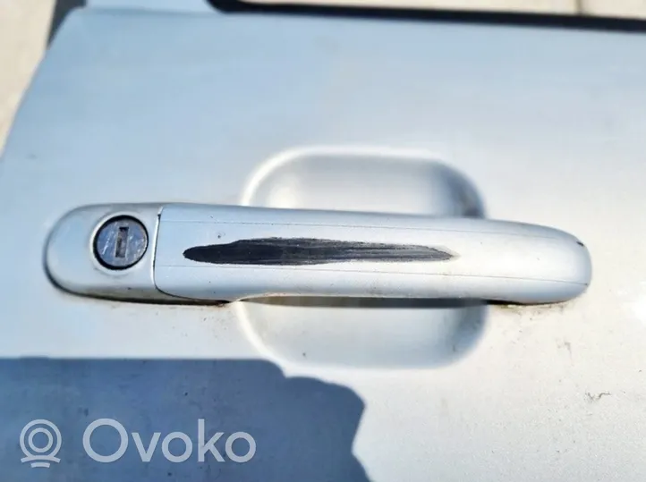 Volkswagen Polo III 6N 6N2 6NF Front door exterior handle 