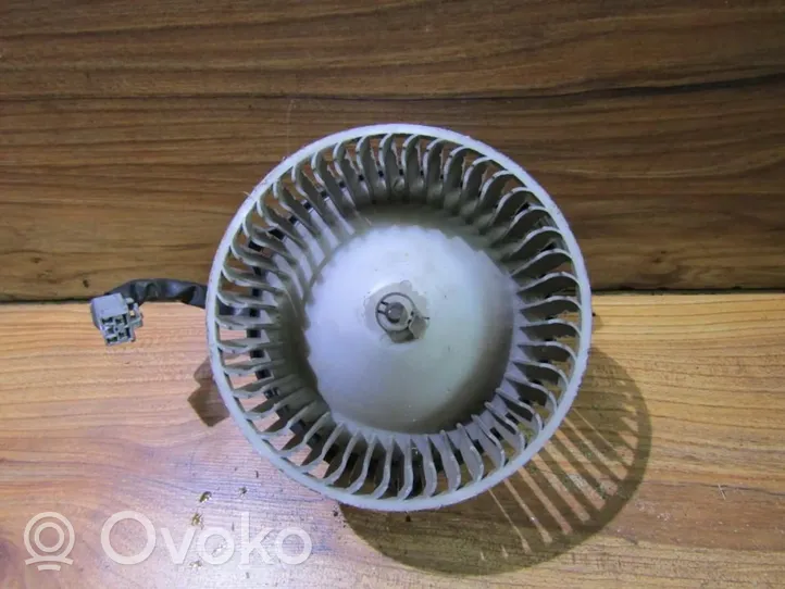 Toyota Corolla E110 Ventola riscaldamento/ventilatore abitacolo 1940000330