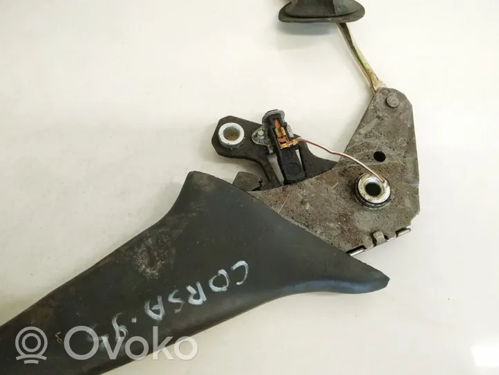 Opel Corsa B Rankinio mechanizmas (salone) 