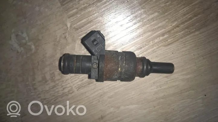 BMW 5 E39 Injecteur de carburant 1427240