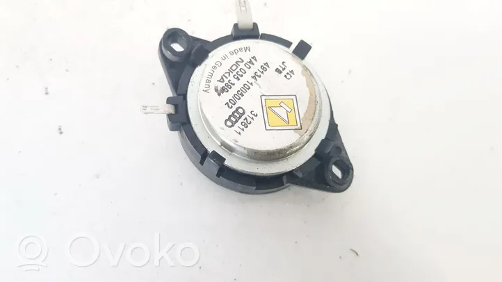 Audi A6 S6 C4 4A Garsiakalbis (-iai) priekinėse duryse 491341005002