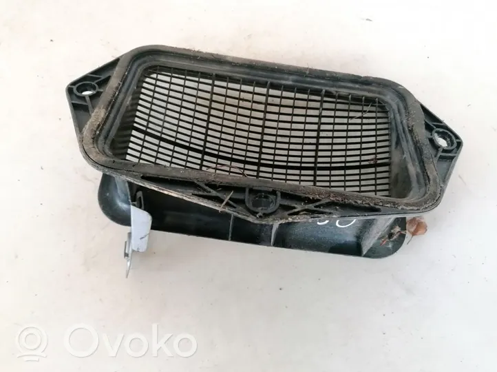 Volkswagen Golf VI Muu ulkopuolen osa 1k0815479