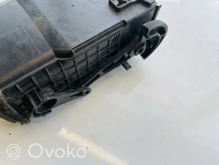 Toyota Prius (XW20) Griglia di ventilazione centrale cruscotto 5506147010