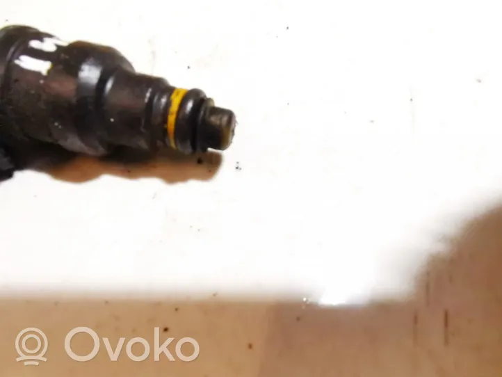 Hyundai Accent Fuel injector 3531022010