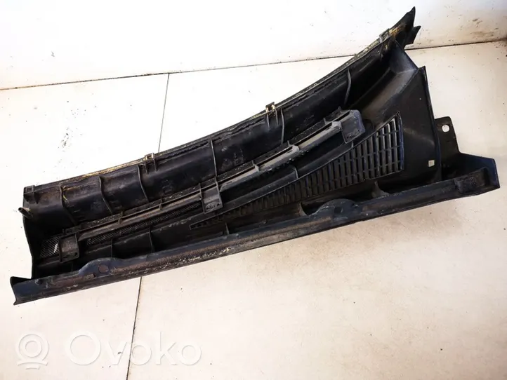 Toyota Yaris Verso Rivestimento del tergicristallo 5578152060