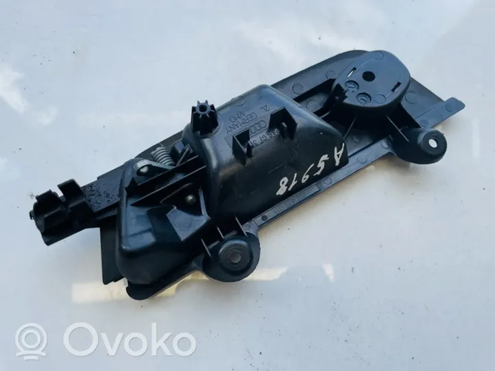 Audi A4 S4 B6 8E 8H Klamka wewnętrzna drzwi tylnych 8e0839019