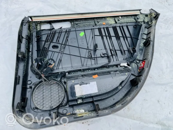 Audi A6 S6 C5 4B Takaoven verhoilu 4b0867305