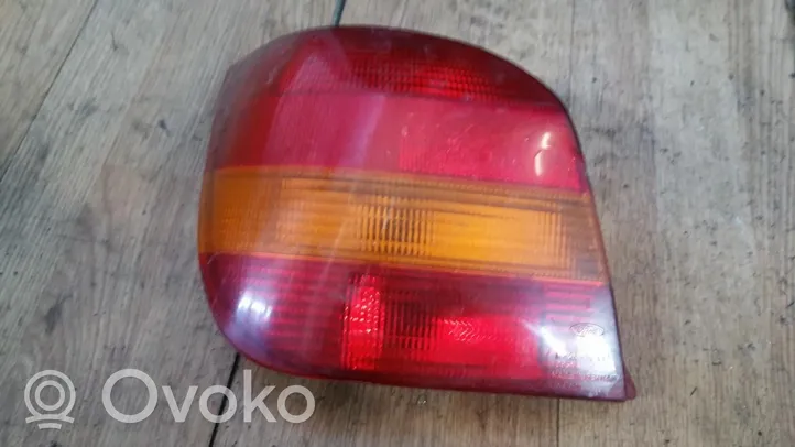 Ford Fiesta Lampa tylna 