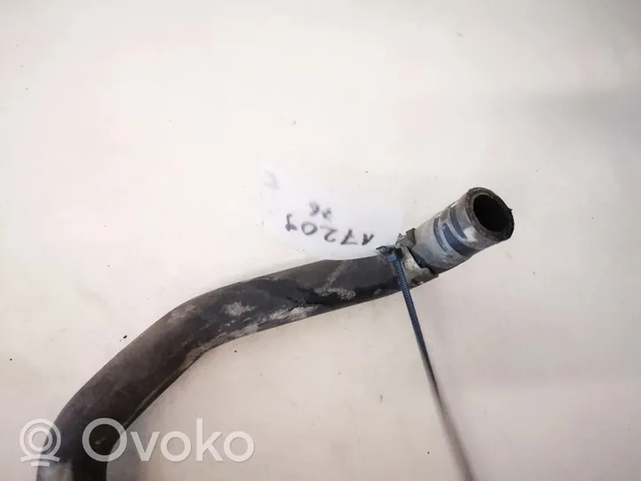 Toyota Aygo AB10 Manguera/tubo del líquido refrigerante 