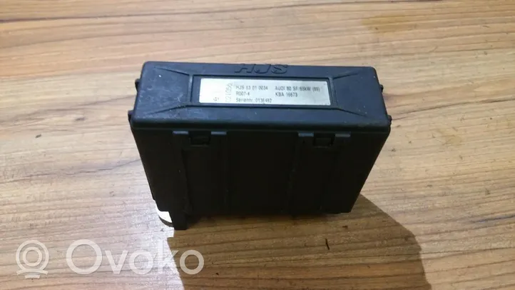 Audi 80 90 B3 Sterownik / Moduł ECU hjs63010034