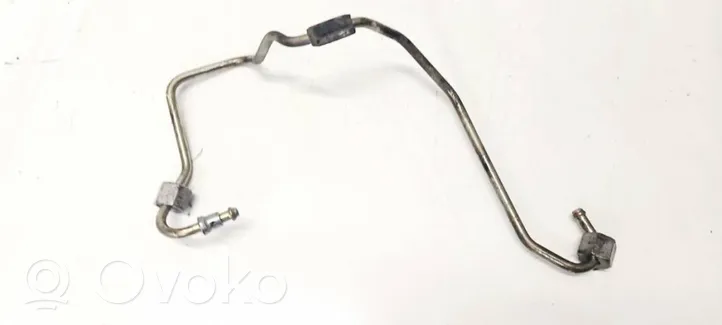 Toyota Avensis T270 Tuyau d'alimentation conduite de carburant 