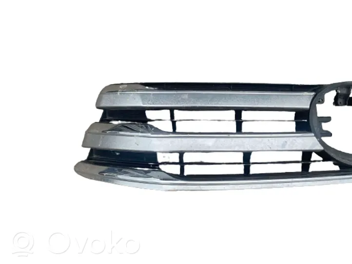 Toyota Hilux (AN120, AN130) Grille de calandre avant 5314171010