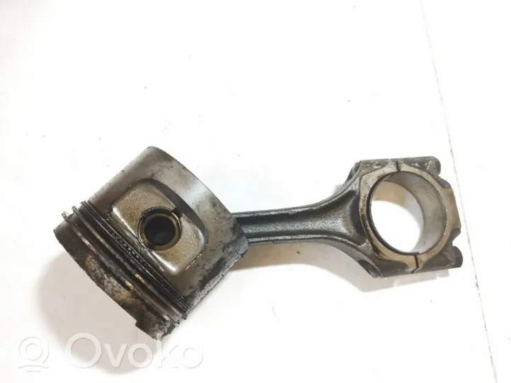 Volkswagen Jetta II Piston with connecting rod 028b