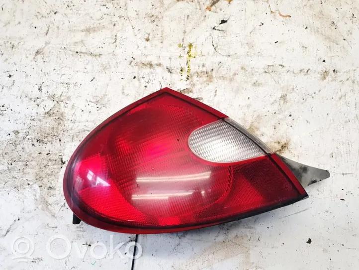 Dodge Neon Lampa tylna cc5288527a