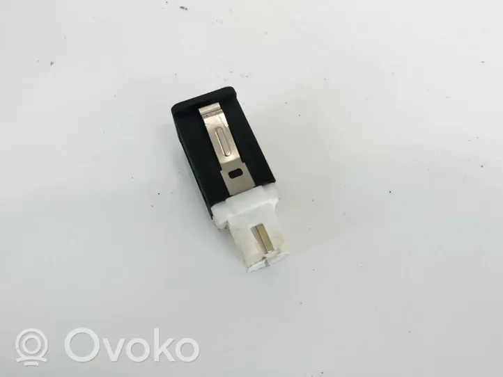 BMW 7 F01 F02 F03 F04 Connettore plug in USB 923765601