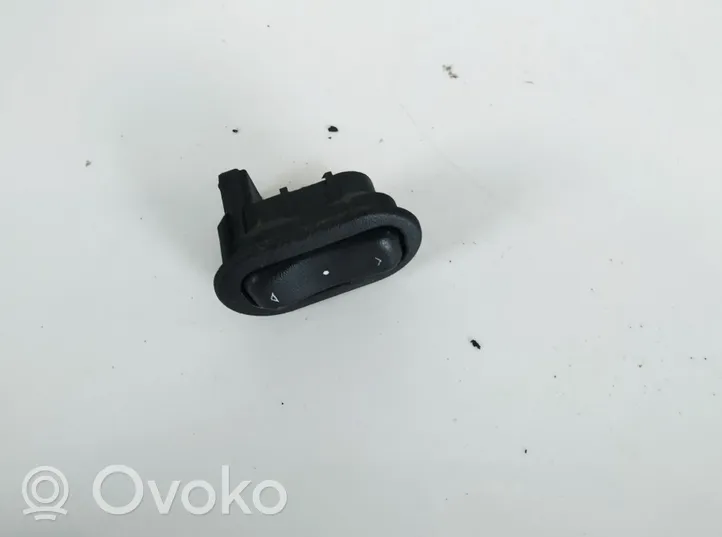 Opel Astra G Sähkötoimisen ikkunan ohjauskytkin 13363100