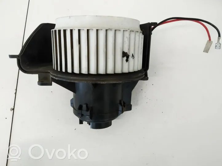 Opel Astra H Heater fan/blower 52421335