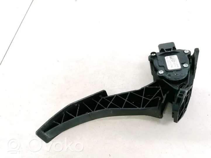 Opel Astra K Accelerator throttle pedal 13373776