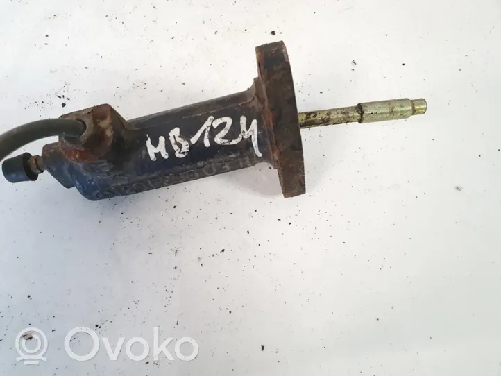 Mercedes-Benz E W124 Główny cylinder sprzęgła 2012900311