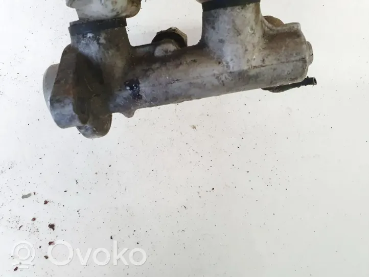 Opel Kadett E Główny cylinder hamulca 2122fab11