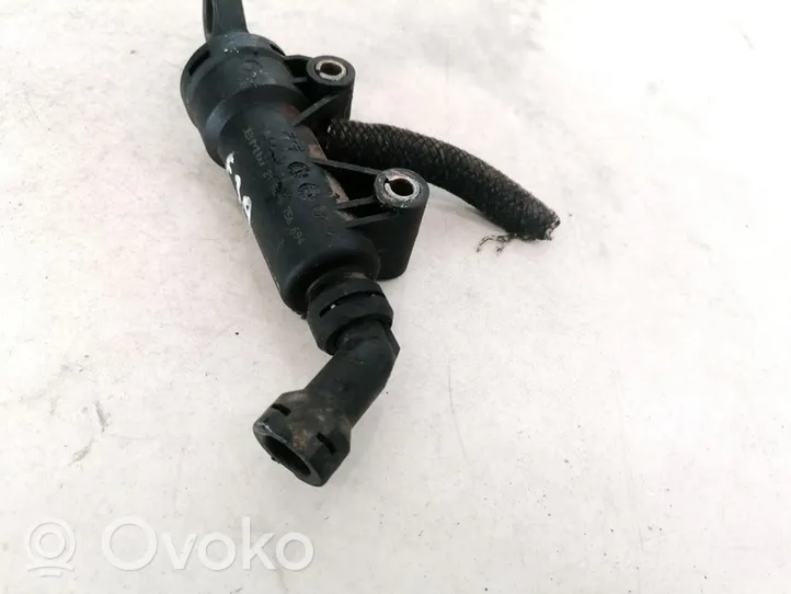 BMW 5 E39 Clutch master cylinder 21526756694