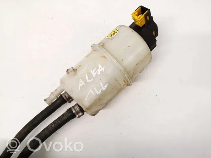 Alfa Romeo 166 Power steering fluid tank/reservoir 