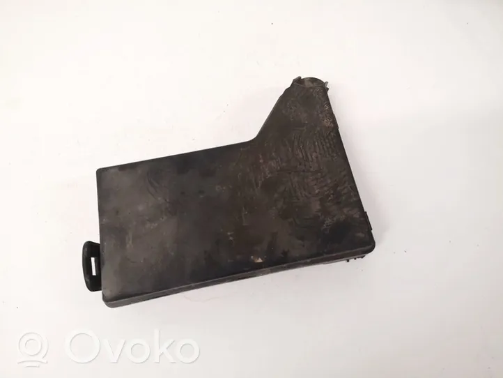 Nissan Qashqai Dangtelis saugiklių dėžės 24382jd00a