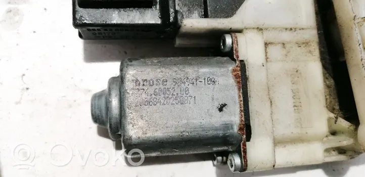 Citroen C4 I Mécanisme de lève-vitre avec moteur 984941106