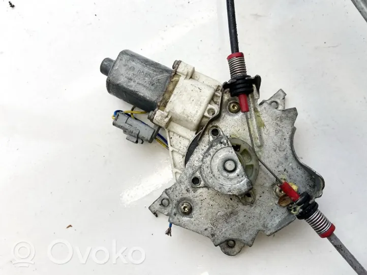 Nissan Micra Silniczek podnośnika szyby drzwi przednich 0130822202